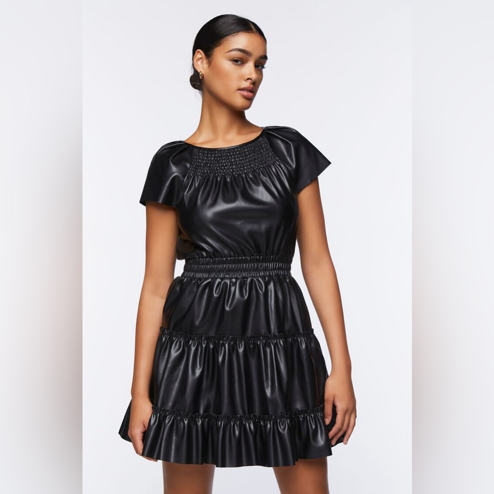 Forever 21 Faux Leather Tiered Mini Dress Black size XL